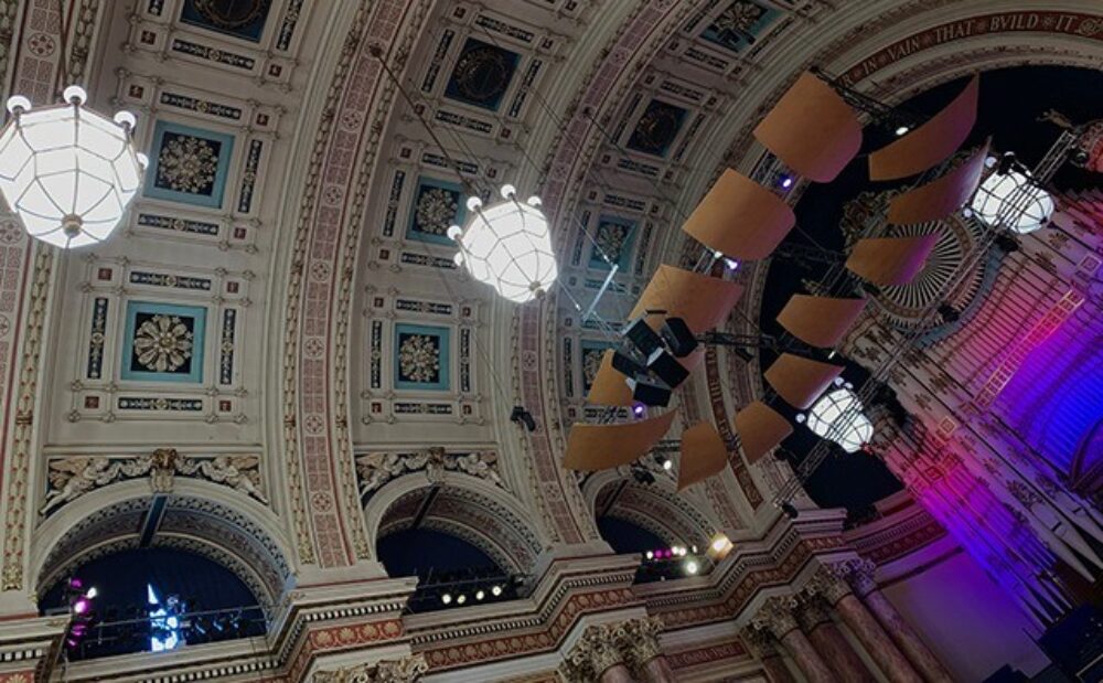 Leeds Town Hall – Chandelier Winch Systems Speed Up Efficiency and Improve Safety – Penny Hydraulics Ltd