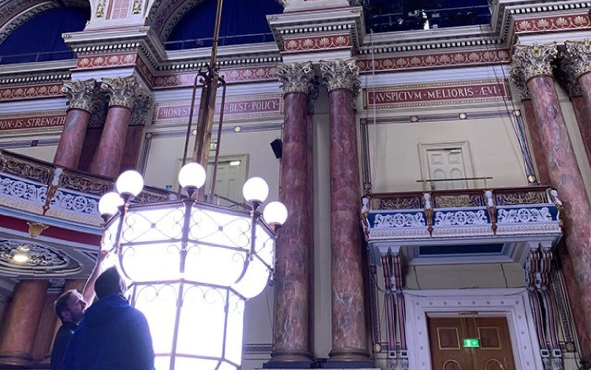 Leeds Town Hall – Chandelier Winch Systems Speed Up Efficiency and Improve Safety - Penny Hydraulics Ltd